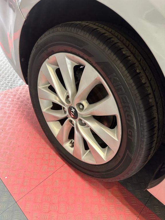 Kia Optima - Thumbnail 6