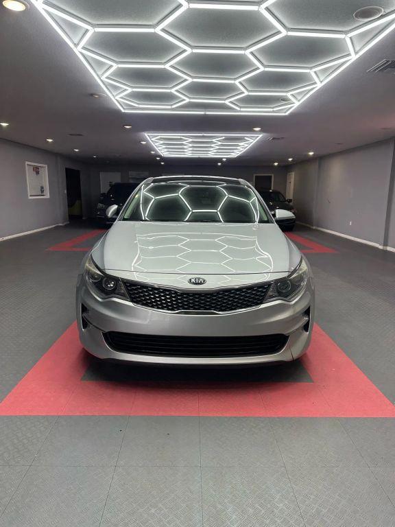 Kia Optima - Thumbnail 14