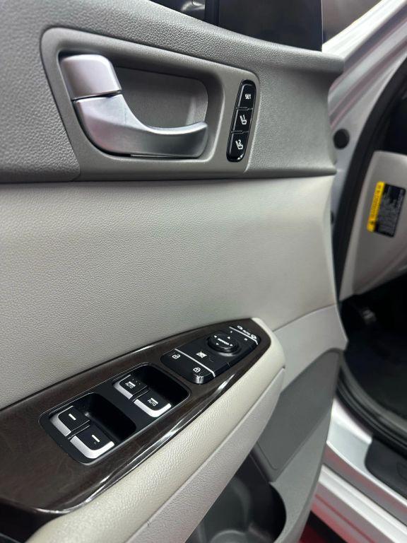 Kia Optima - Thumbnail 16