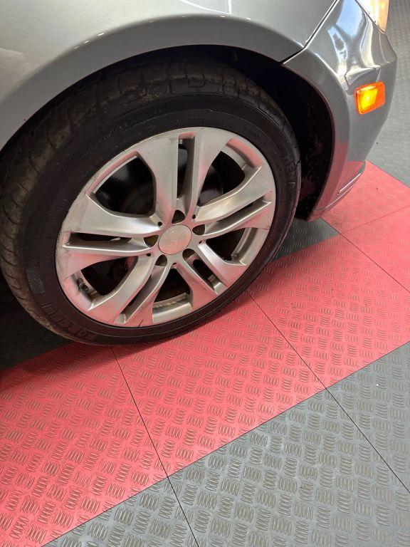 Mercedes-Benz E-Class - Thumbnail 5