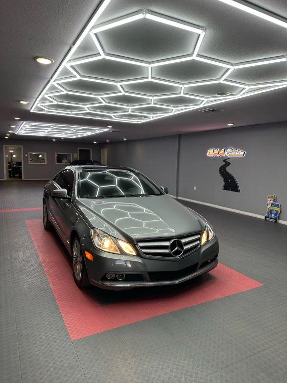 Mercedes-Benz E-Class - Thumbnail 7