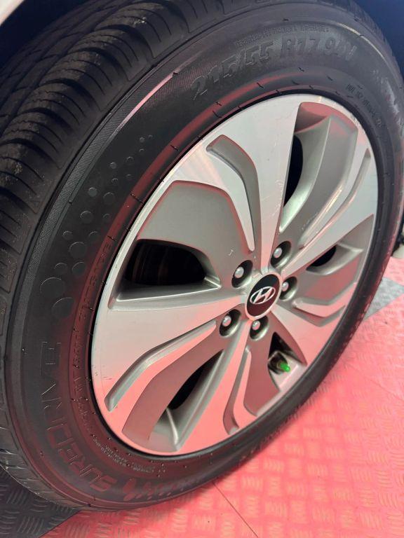 Hyundai Sonata - Thumbnail 20