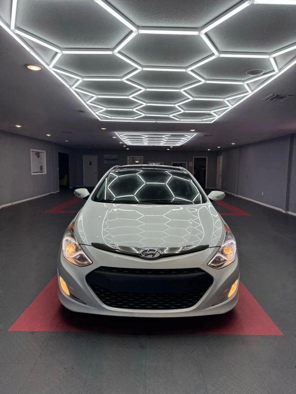 Hyundai Sonata - Thumbnail 8