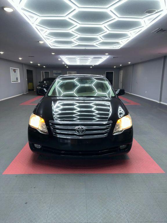 Toyota Avalon - Thumbnail 14