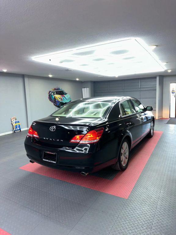 Toyota Avalon - Thumbnail 12