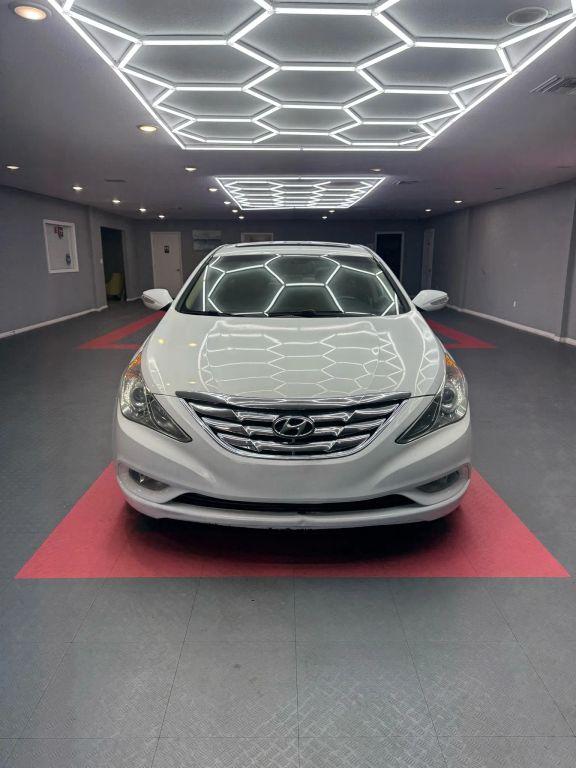 Hyundai Sonata - Thumbnail 8