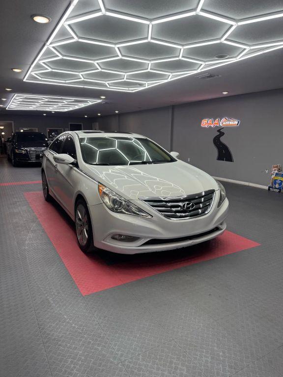 Hyundai Sonata - Thumbnail 7