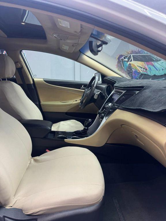 Hyundai Sonata - Thumbnail 6