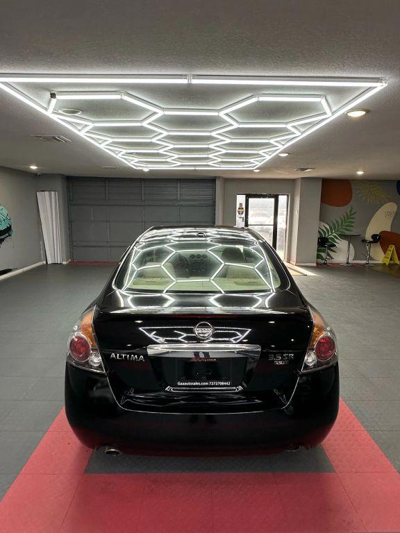 Nissan Altima - Thumbnail 12