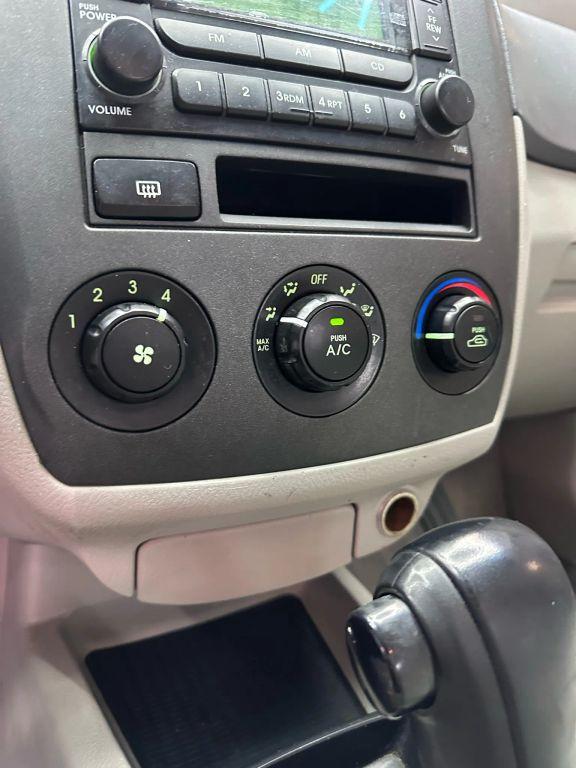 Kia Spectra - Thumbnail 18