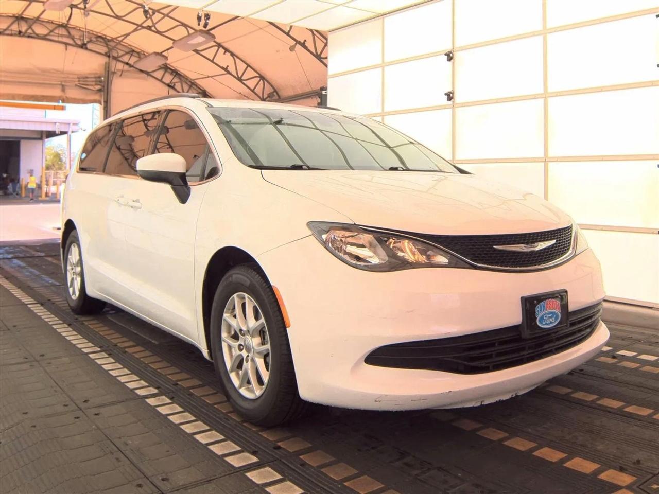 Chrysler Voyagerlxi Fwd - Thumbnail 4