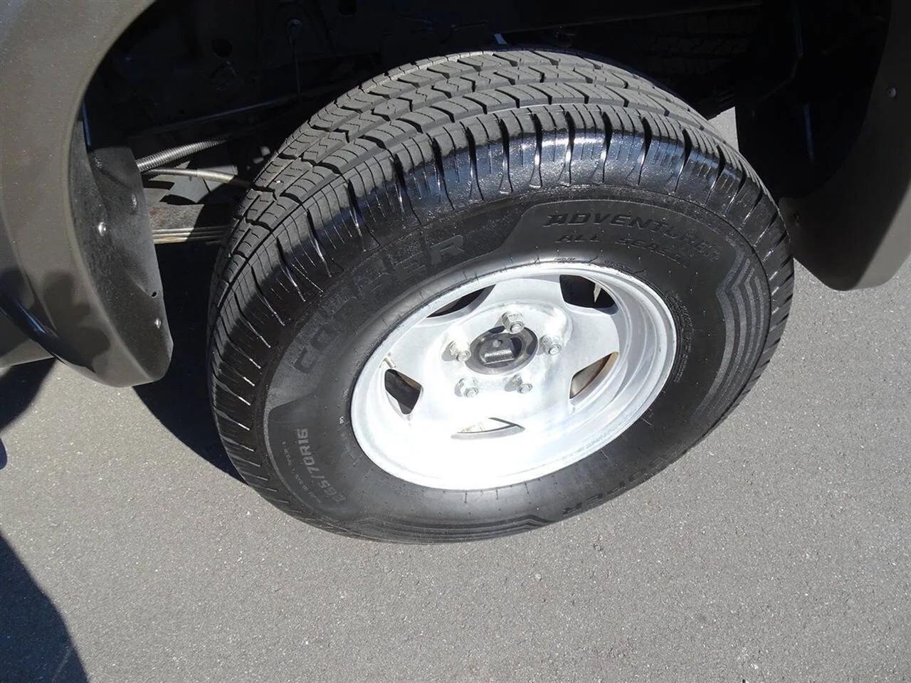 Dodge Dakota4Dr Quad Cab 131 Slt - Thumbnail 8