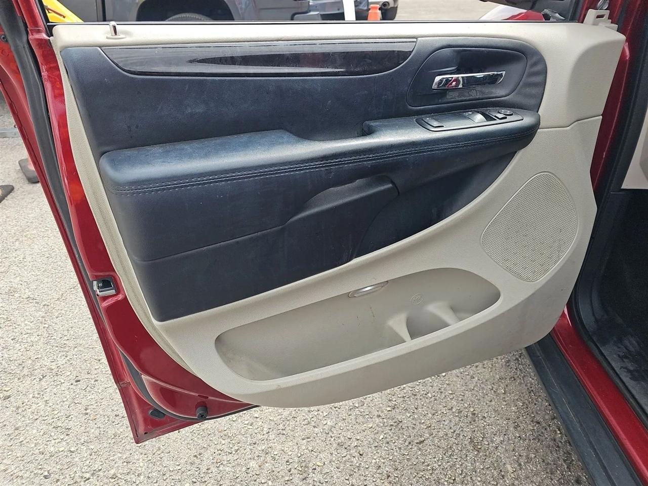 Dodge Grand Caravan4Dr Wgn American Value Pkg - Thumbnail 15