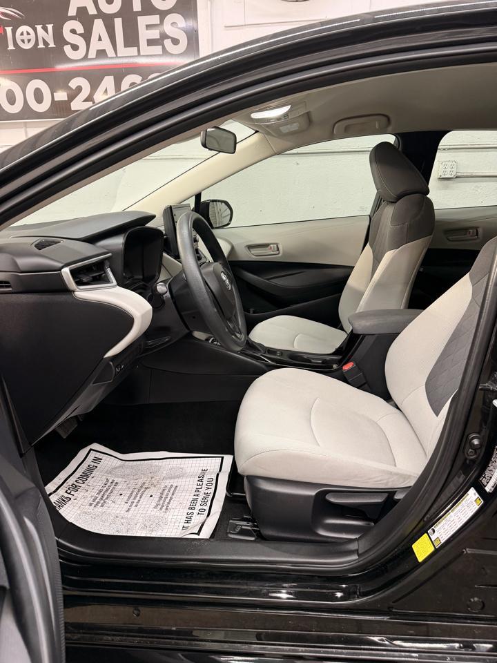 Toyota Corollale - Thumbnail 16