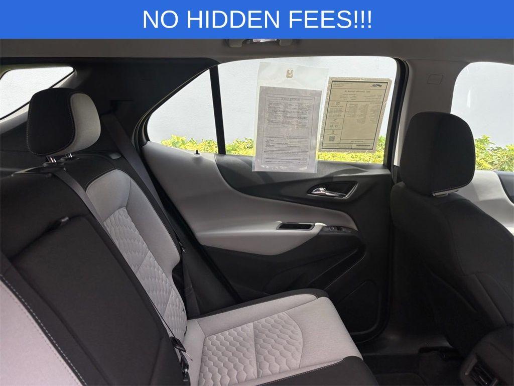 Chevrolet Equinox Ls - Thumbnail 12