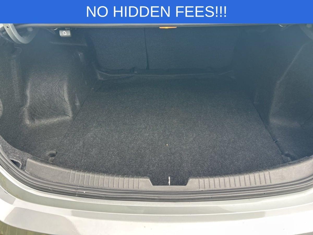 Chevrolet Malibu Ls - Thumbnail 10