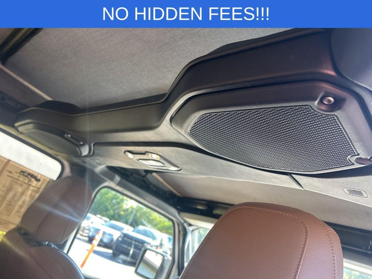 Jeep Wrangler Unlimited Sahara - Thumbnail 14