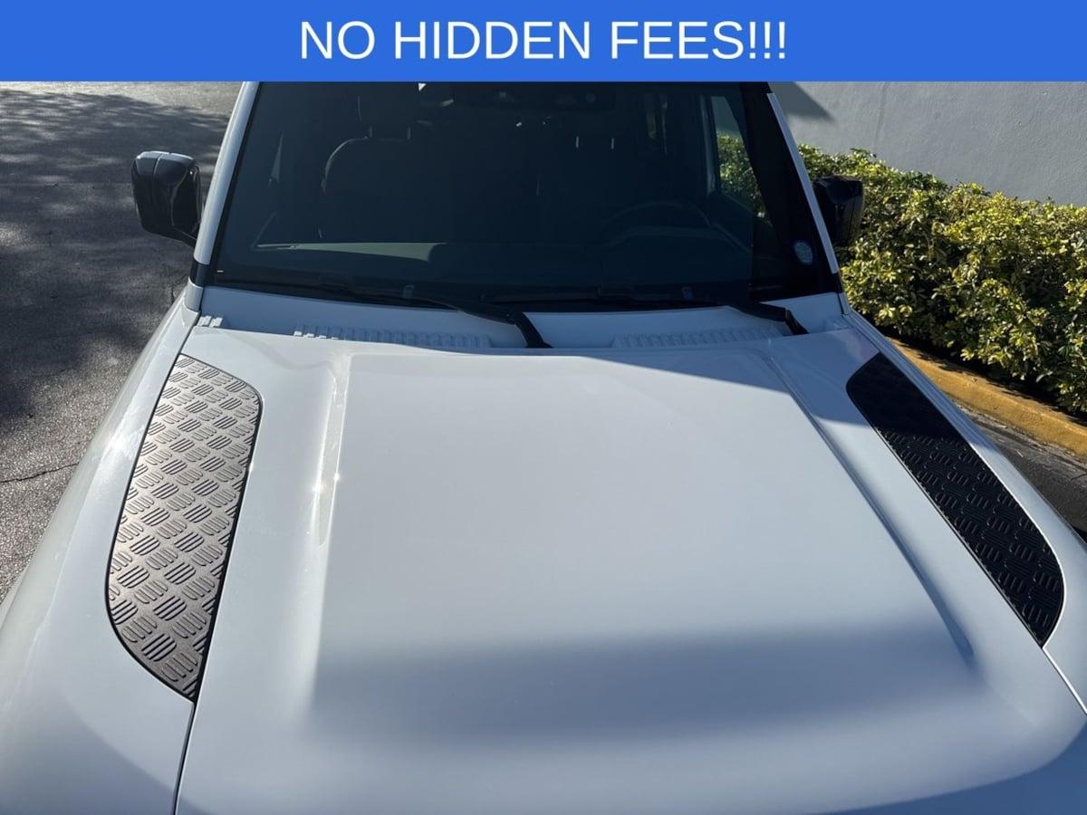 Land Rover Defender S - Thumbnail 10