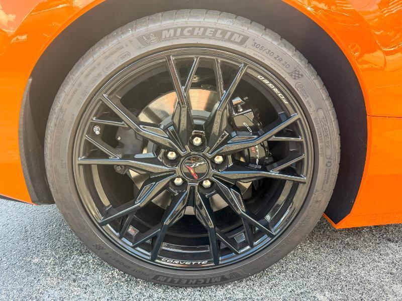 Chevrolet Corvette2Dr Stingray Cpe W/2Lt/Z51 Performance Package - Thumbnail 8