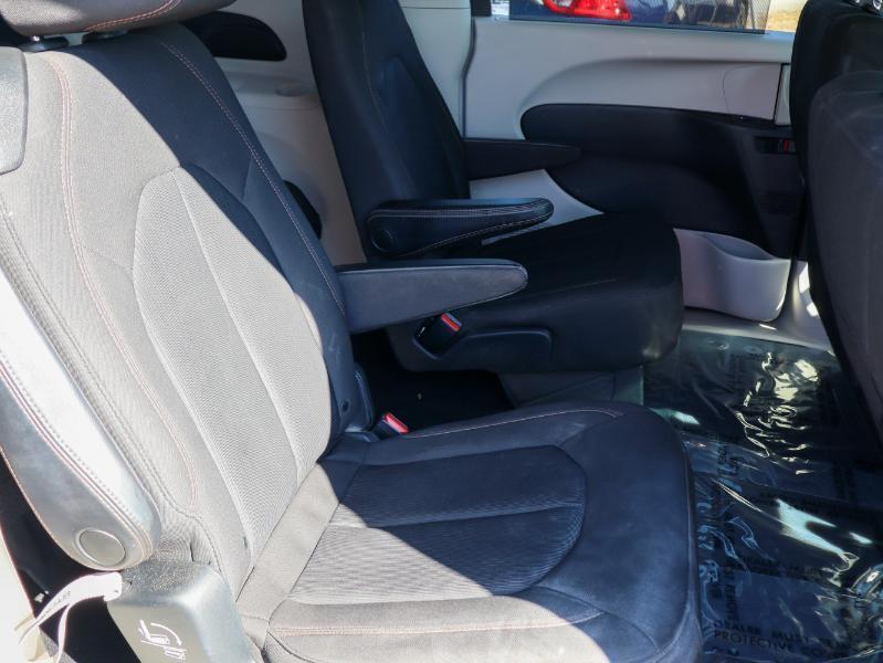 Chrysler Pacificatouring Fwd - Thumbnail 14