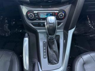 Ford Focus - Thumbnail 2