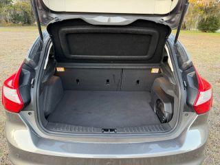 Ford Focus - Thumbnail 4