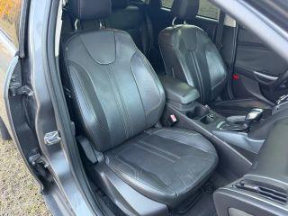 Ford Focus - Thumbnail 18