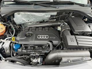 Audi Q3 - Thumbnail 6