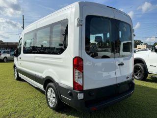 Ford Transit 350 Wagon - Thumbnail 12