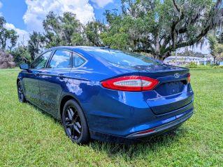 Ford Fusion - Thumbnail 11