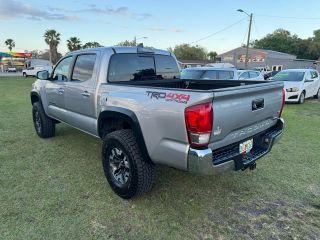 Toyota Tacoma Double Cab - Thumbnail 12