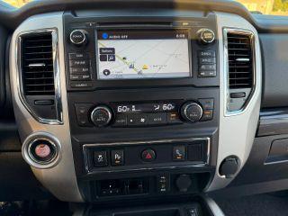 Nissan Titan Xd Crew Cab - Thumbnail 5
