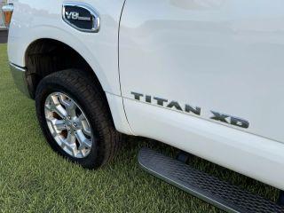 Nissan Titan Xd Crew Cab - Thumbnail 16