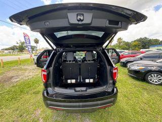 Ford Explorer - Thumbnail 2