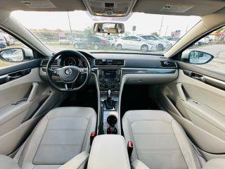 Volkswagen Passat - Thumbnail 4