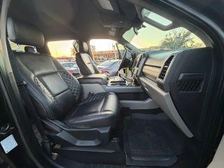 Ford F250 Super Duty Crew Cab - Thumbnail 2