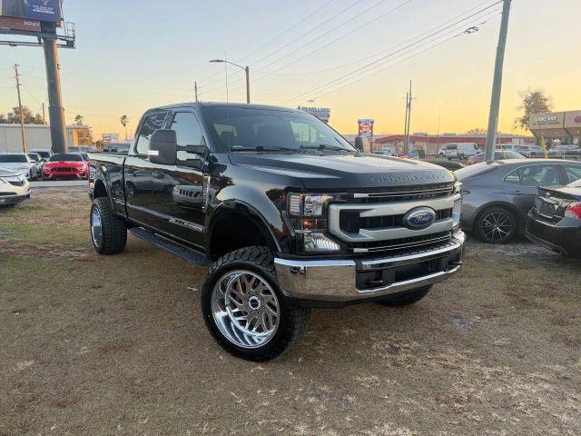 Ford F250 Super Duty Crew Cab - View 1