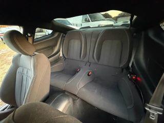 Ford Mustang - Thumbnail 3