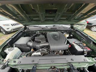 Toyota Tacoma Double Cab - Thumbnail 6