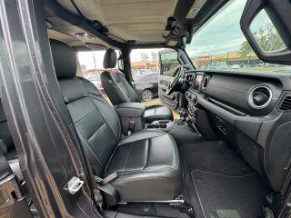 Jeep Wrangler Unlimited - Thumbnail 4