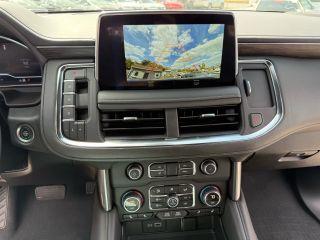 Chevrolet Suburban - Thumbnail 3