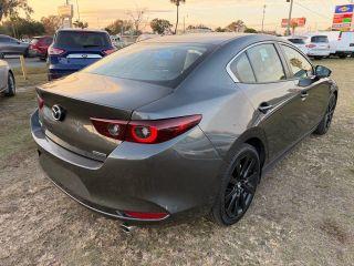 Mazda Mazda3 - Thumbnail 12