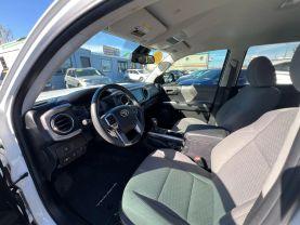 Toyota Tacoma Double Cab - Thumbnail 10