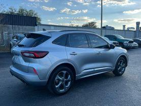 Ford Escape - Thumbnail 8