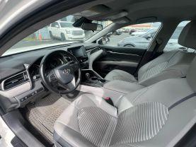 Toyota Camry - Thumbnail 10