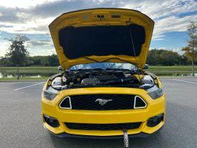 Ford Mustang - Thumbnail 11
