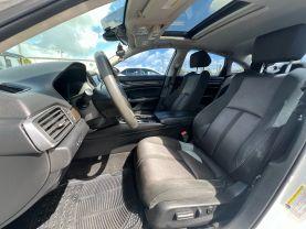 Honda Accord - Thumbnail 12