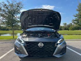 Nissan Altima - Thumbnail 15