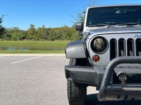 Jeep Wrangler - Thumbnail 14