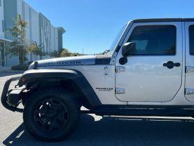 Jeep Wrangler - Thumbnail 10